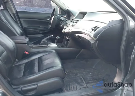 2011 Honda Accord 2.4 Se z USA, uszkodzony, nr VIN 1HGCP2F64BA011324